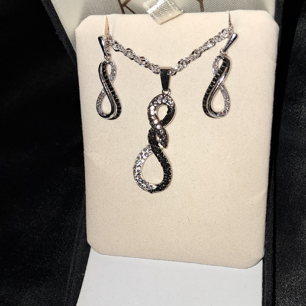 Kay Jewelers Silver and Black Infinity Necklace PRICE FIRM